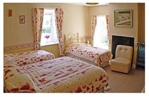 West Woodburn Yellow House מראה חיצוני תמונה